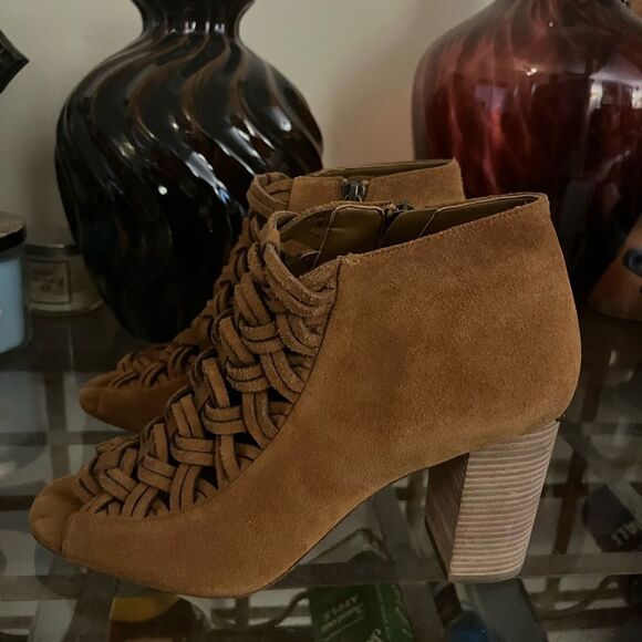 Michael Kors Women's Tan Woven Open-Toe Shoes size 9 - Picture 2 of 5